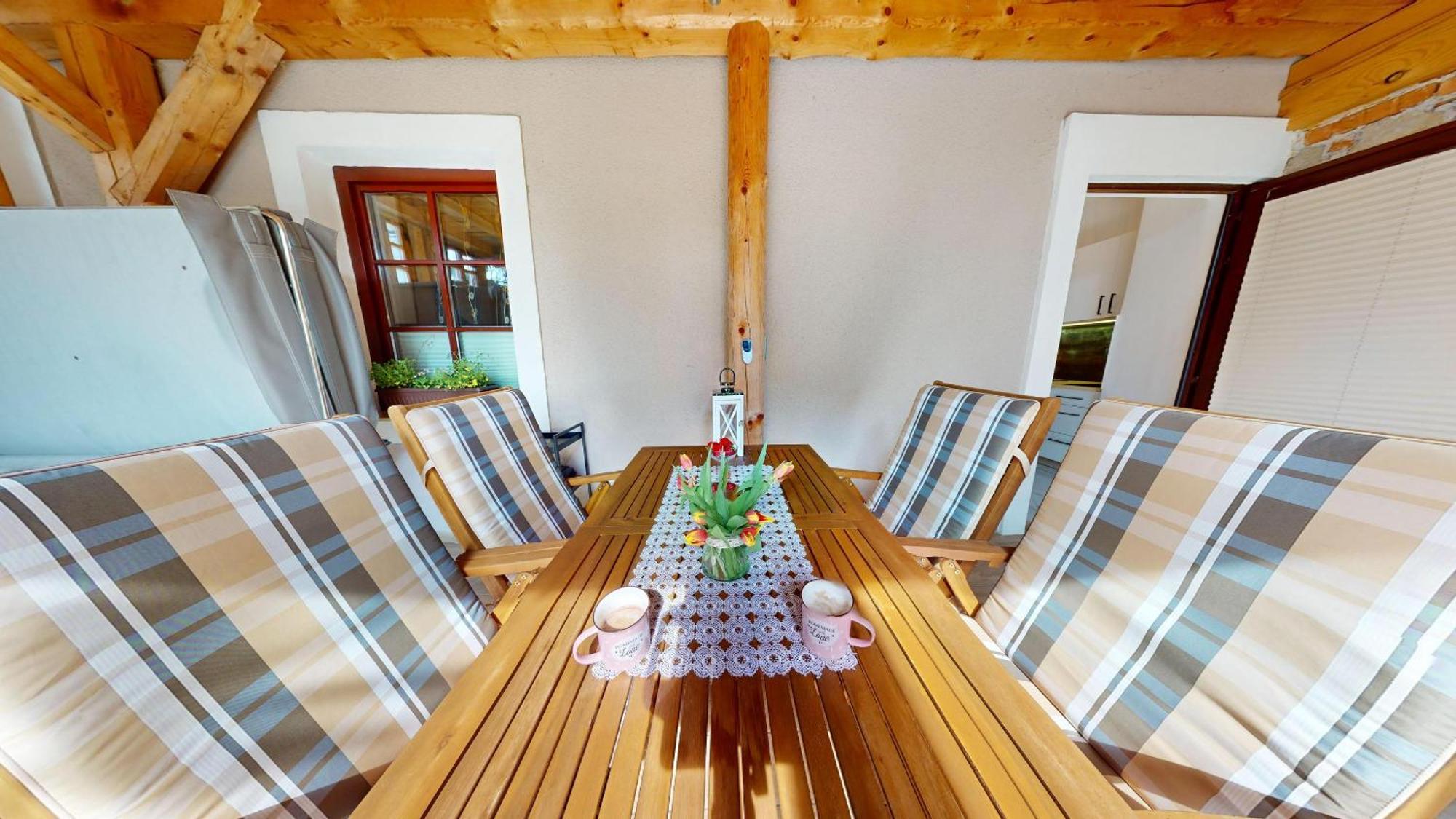 Resort Hisa Ida - Apartments With Hot Tub And Sauna Ivancna Gorica Номер фото