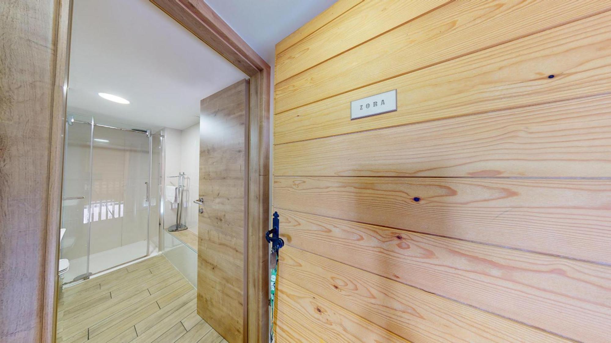Resort Hisa Ida - Apartments With Hot Tub And Sauna Ivancna Gorica Номер фото